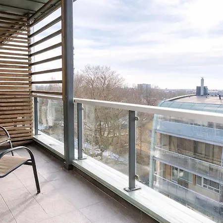 Design Penthouse With Private Sauna & Sunset Balcony *