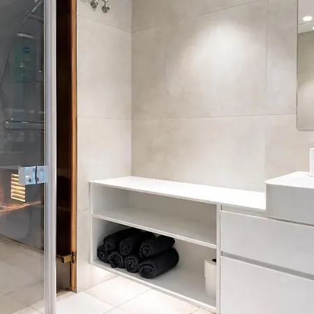 Design Penthouse With Private Sauna & Sunset Balcony Appartement Tallinn